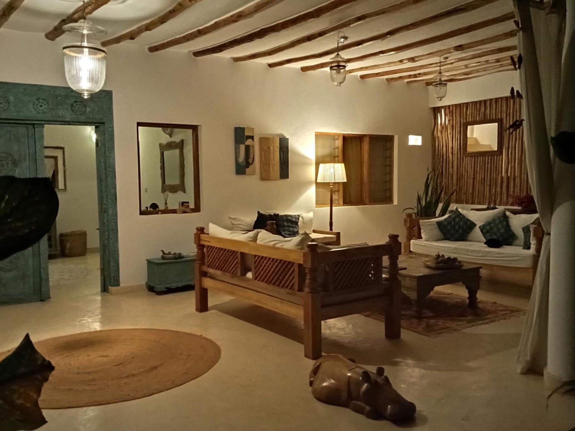Shira House Bed & Breakfast Watamu Bagian luar foto