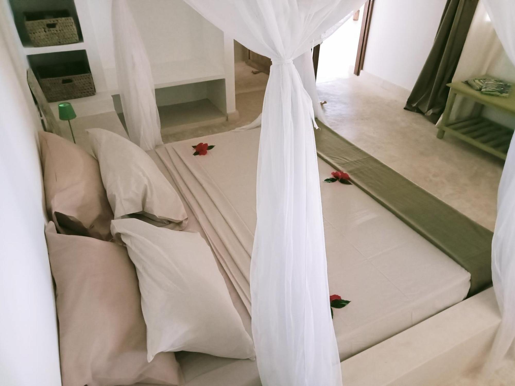 Shira House Bed & Breakfast Watamu Bagian luar foto