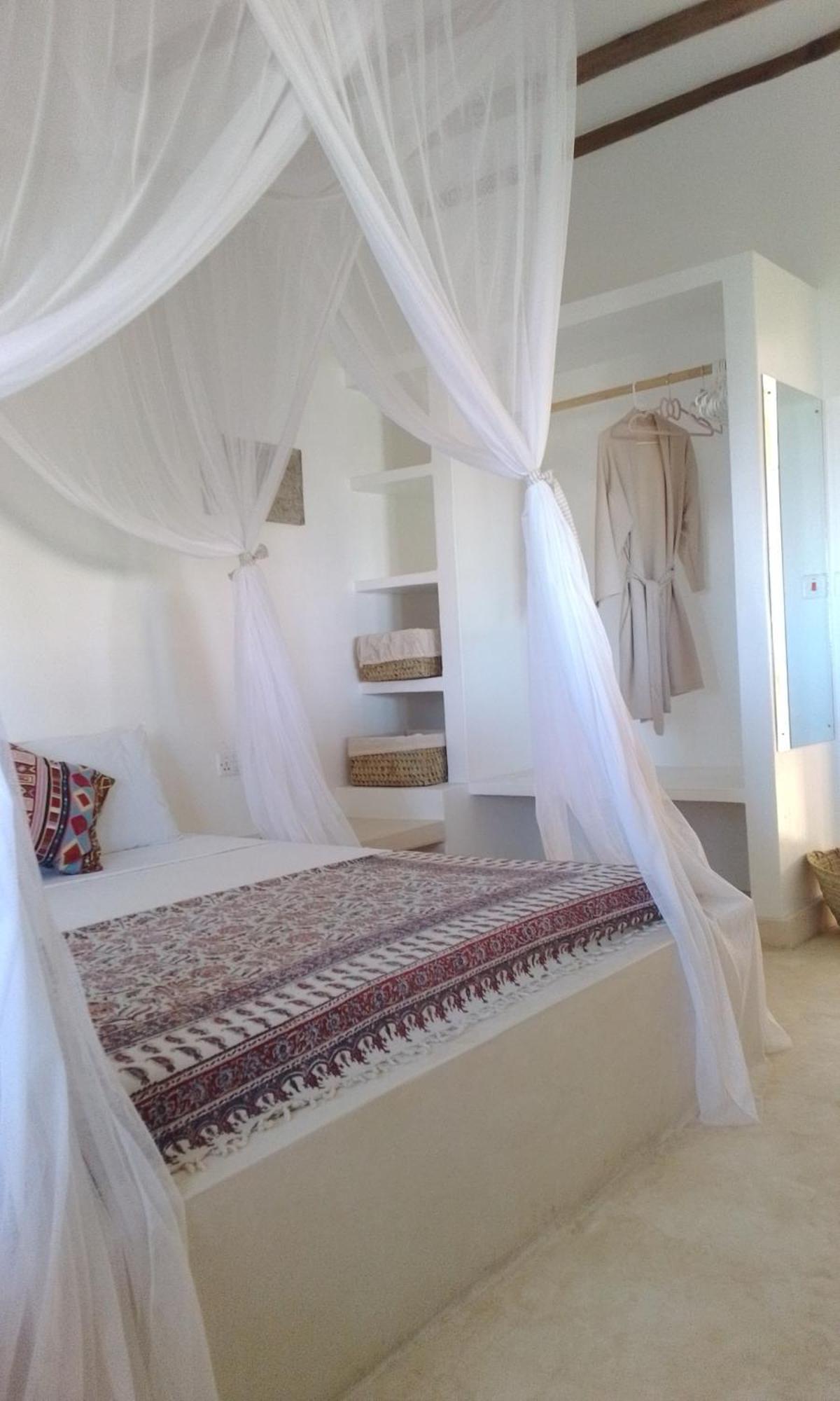 Shira House Bed & Breakfast Watamu Bagian luar foto
