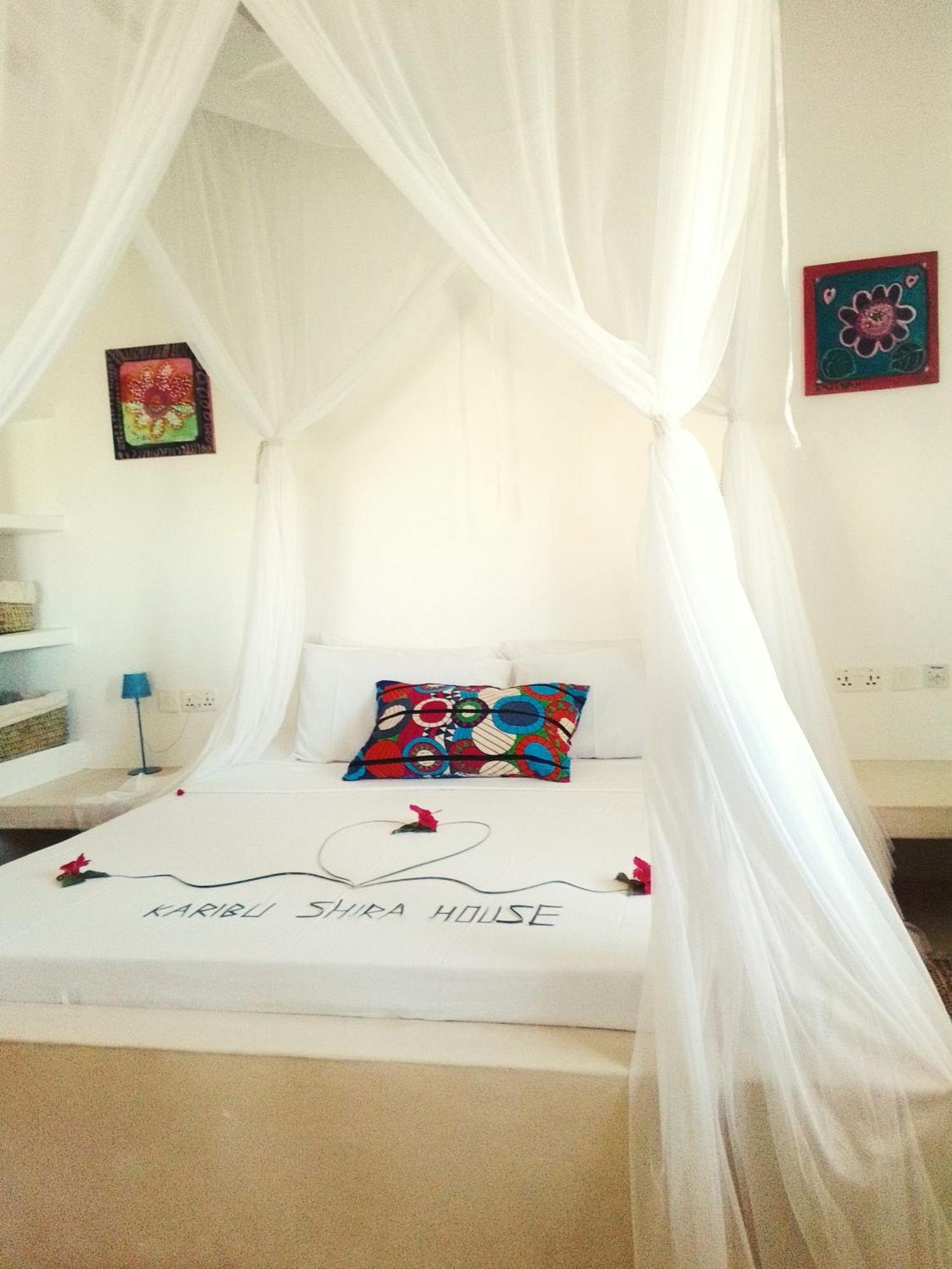 Shira House Bed & Breakfast Watamu Bagian luar foto