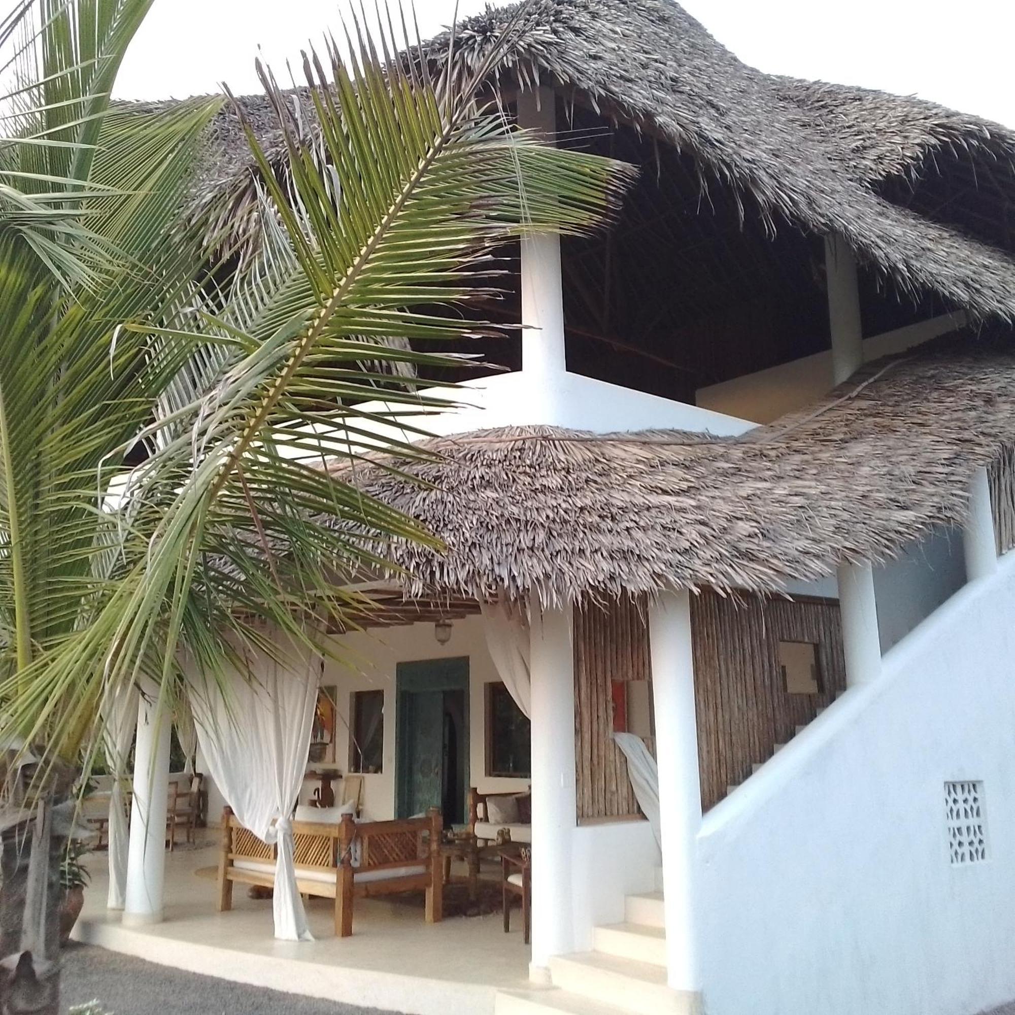 Shira House Bed & Breakfast Watamu Bagian luar foto